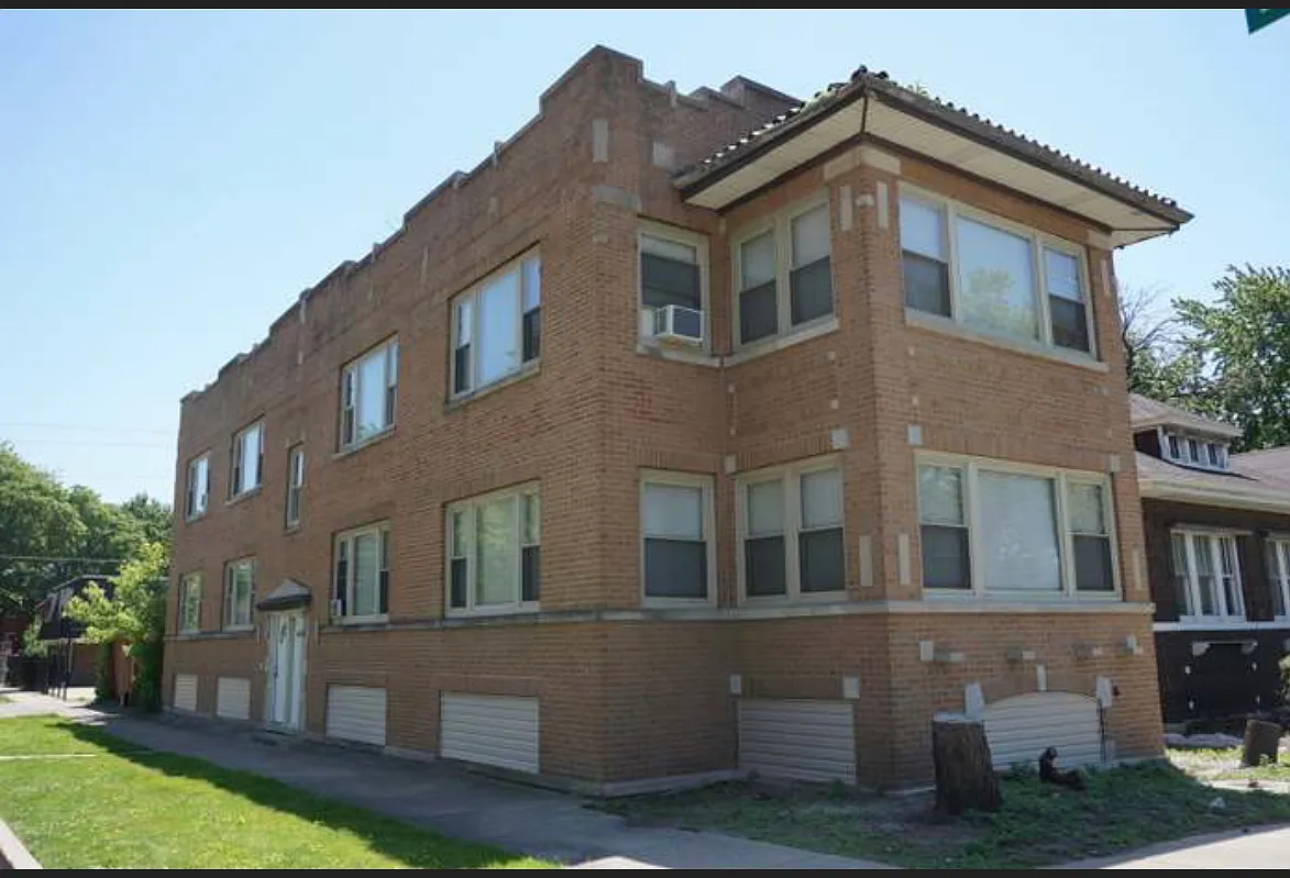 2 bed, 1100 sqft, $1,400 — Photo 1