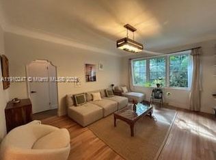 910 Lenox Ave #3, Miami Beach, FL 33139