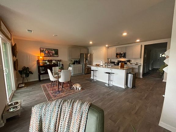 5th image of 227 Teddy Bear Cir