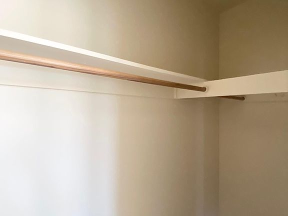 4th image of 512 Frederick St APT 6