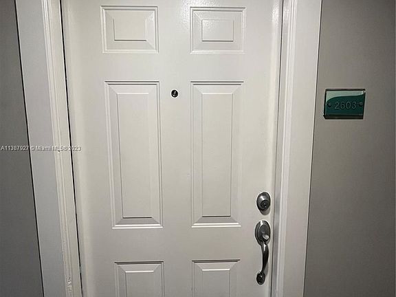 5th image of 170 SE 14th St APT 2603