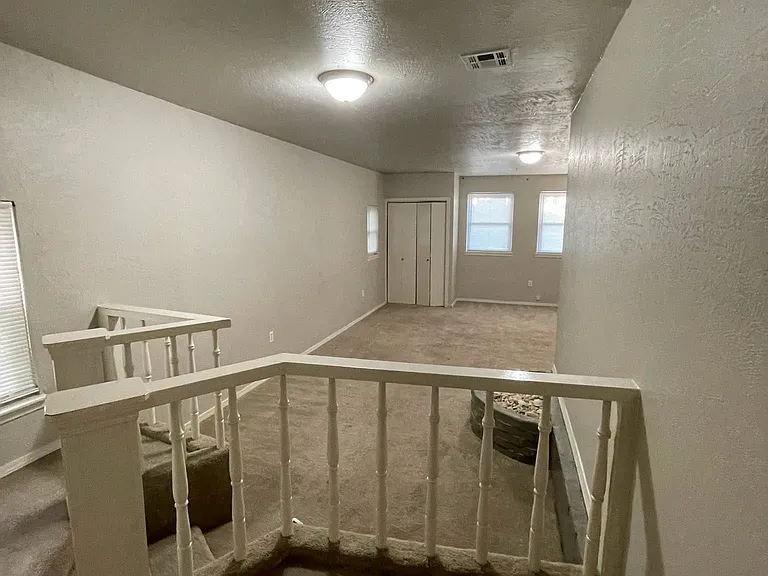 1807 Comanche St NW — Photo 20