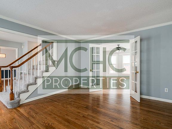 5th image of 15135 Beverly St