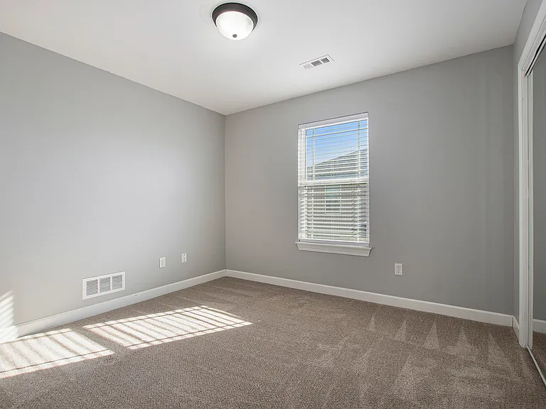 University Park TownHomes - 16478 — Photo 7