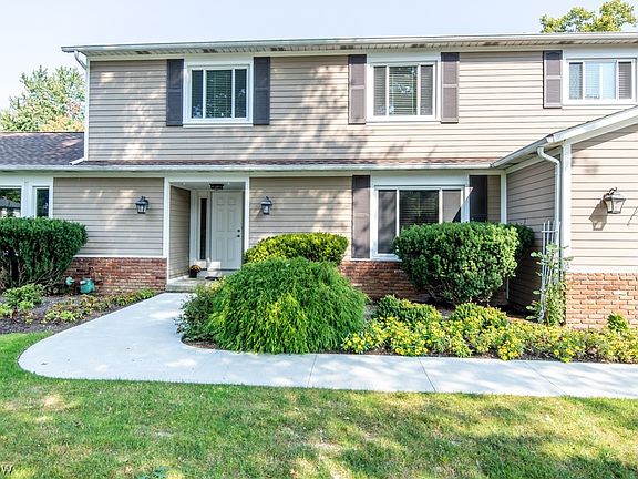 4th image of 29699 Orangewood Dr