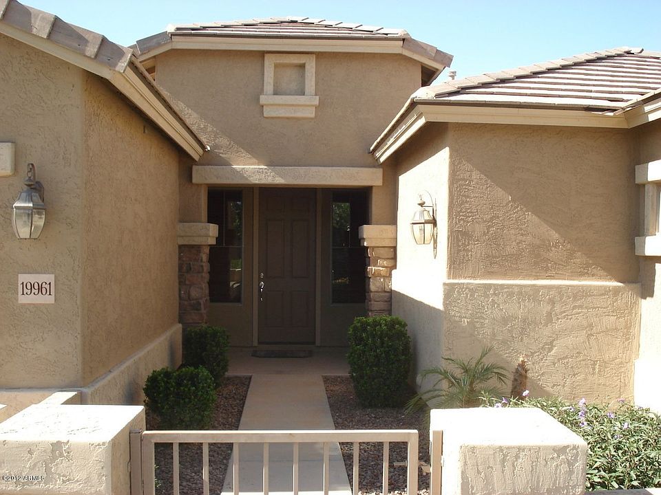 1st image of 19961 E Carriage Way