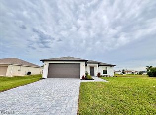 124 NW 25th Ave, Cape Coral, FL 33993