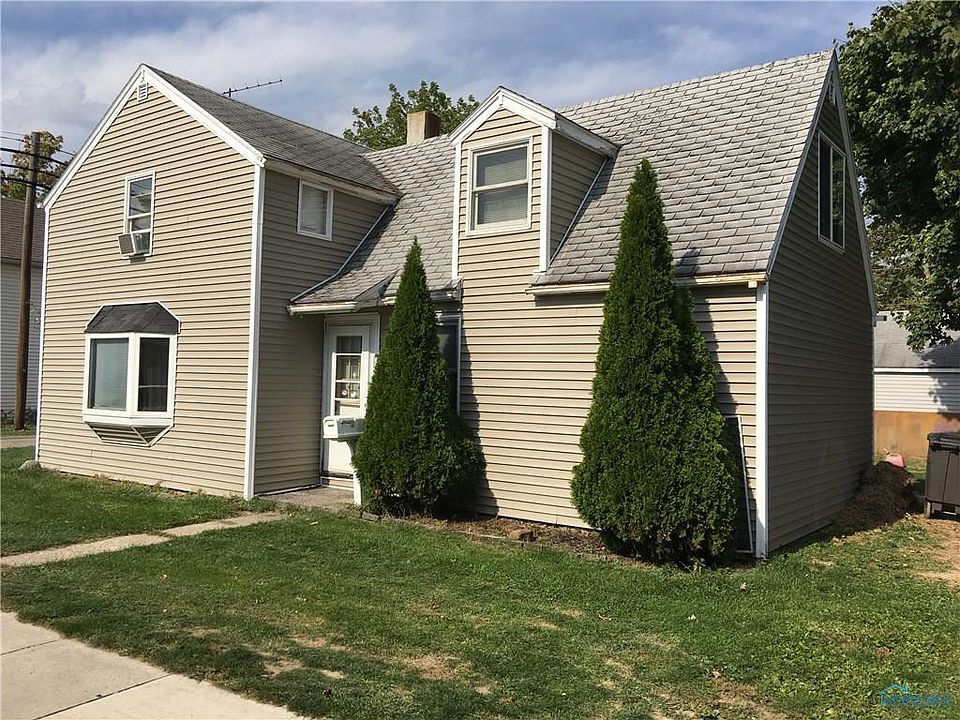 1st image of 265 E Hanna St