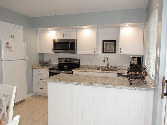 5th image of 5612 Chelmsford Dr