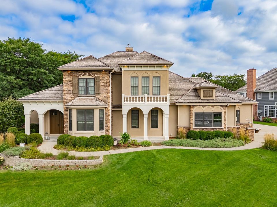 1st image of 1500 E Bristlecone Dr
