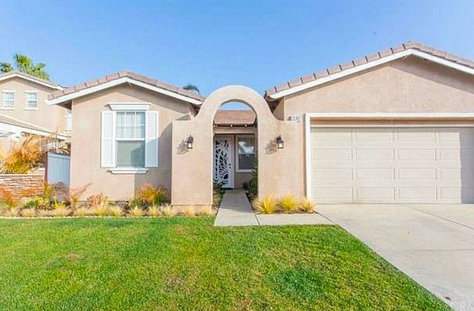 1st image of 23782 Scarlet Oak Dr