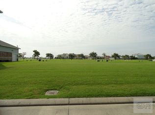 11 Curiosity Ln, Galveston, TX 77554