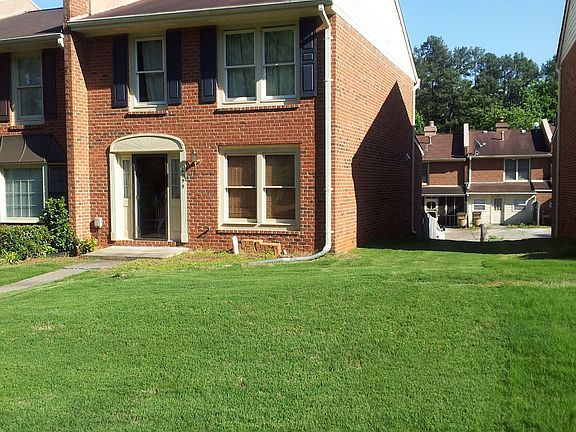 5th image of 6098 Queen Anne Ct