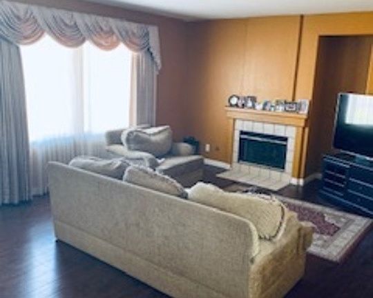 5th image of 3637 Desert Oak Dr