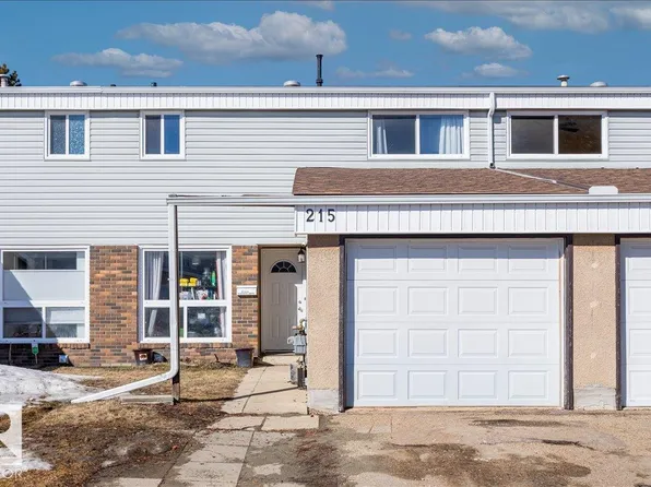 215 Grandin Vl, Saint Albert, AB T8N 2J3