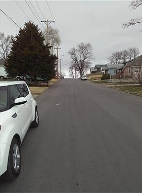 3rd image of 3208 Ford Ave