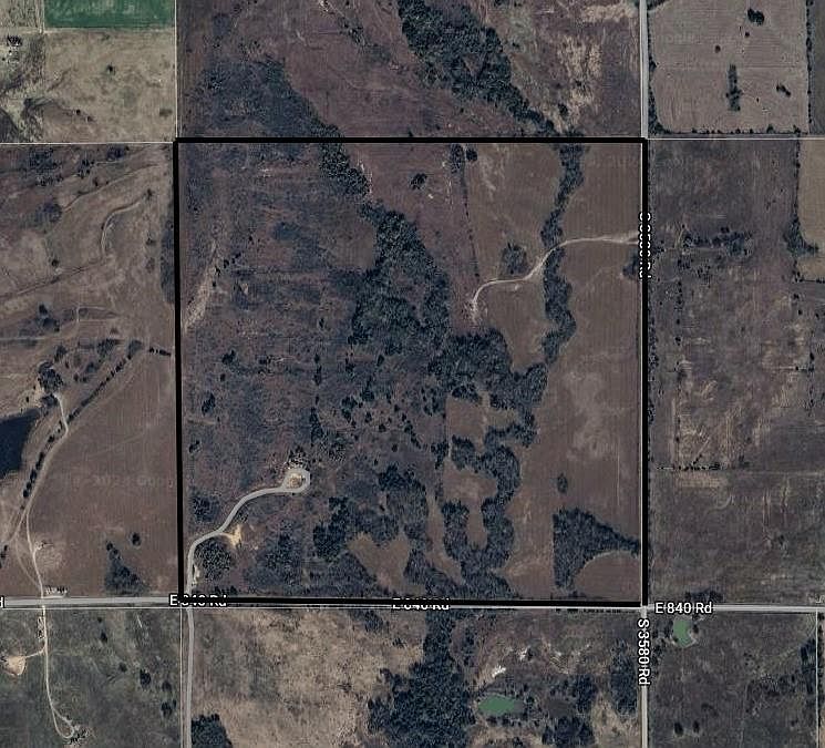 2nd image of E 840th Rd