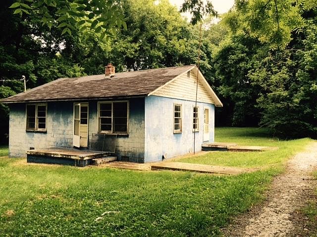 2nd image of 477 Southport Rd