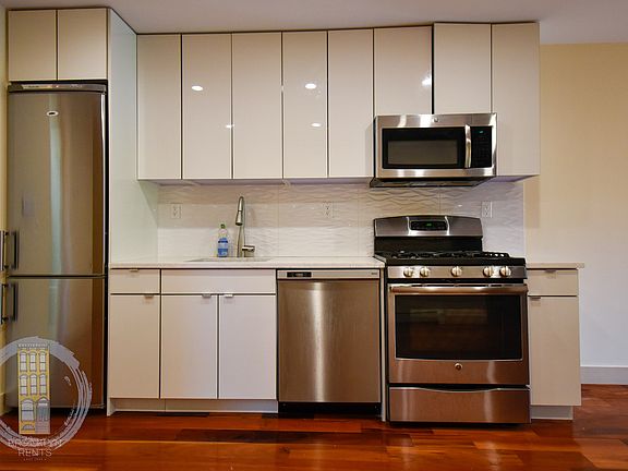 3rd image of 187 Lefferts Pl #5FF