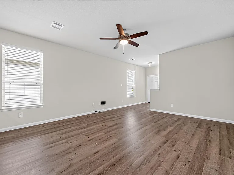 2526 Sturgeon Way — Photo 7