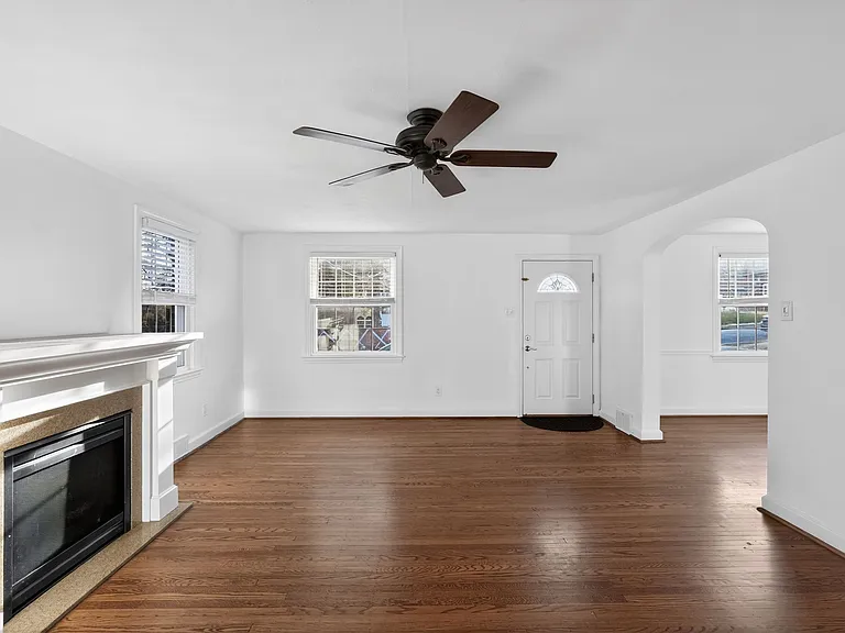 349 Kirks Ln — Photo 6