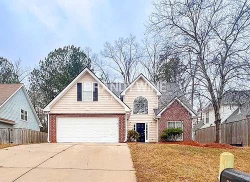 305 Shadetree Ln Photo 1