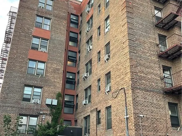 2912 Brighton 12th Street image 1 of 8