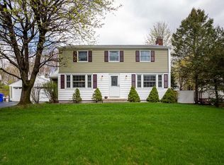 18 Eastgate Ln, Enfield, CT 06082