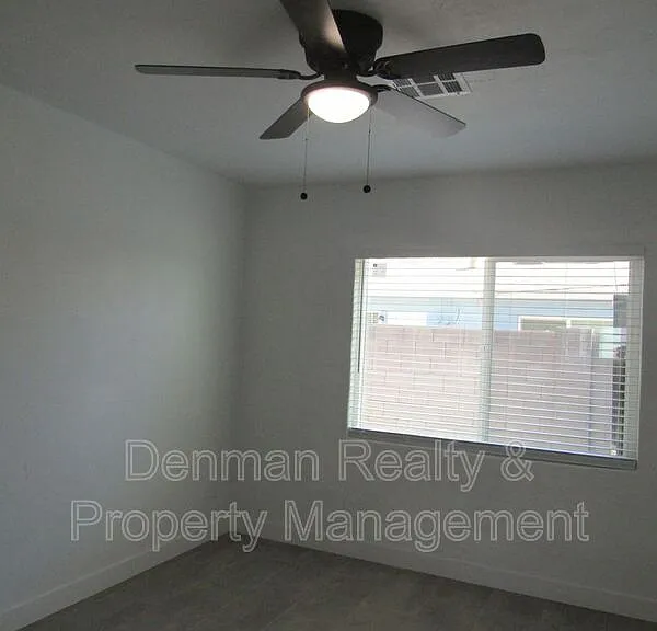 4306 N 12th St #7 — Photo 13