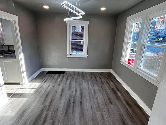 3rd image of 3727 Woodrow Ave
