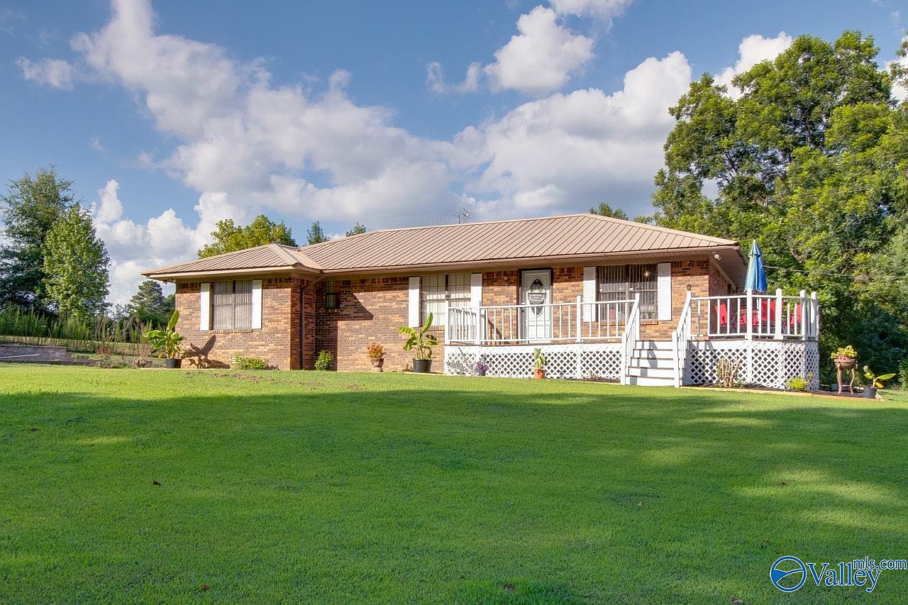 1281 County Road 1693, Holly Pond, AL 35083 Zillow