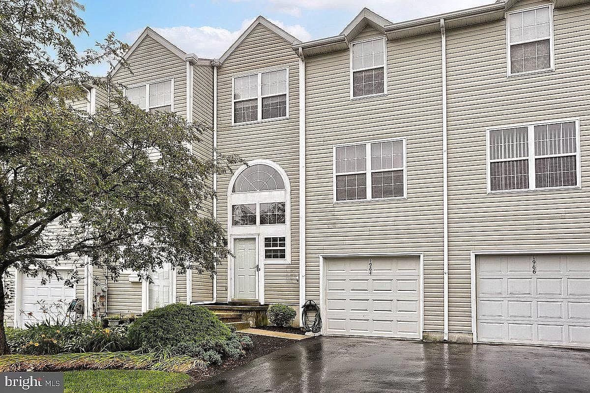 1964 Daybreak Cir 1964, Harrisburg, PA 17110 Zillow