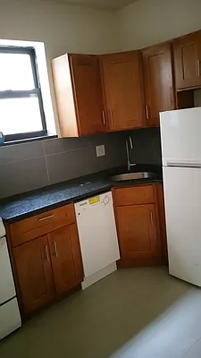 Rented by Chartwell Manhattan Realty | media 5