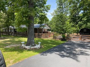 1019 Northwood Dr, Centre, AL 35960
