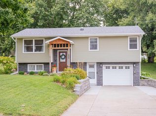 606 Division St, Sidney, IA 51652