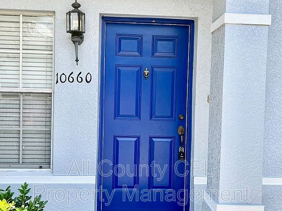 3rd image of 10660 Savannah Wood Dr #98