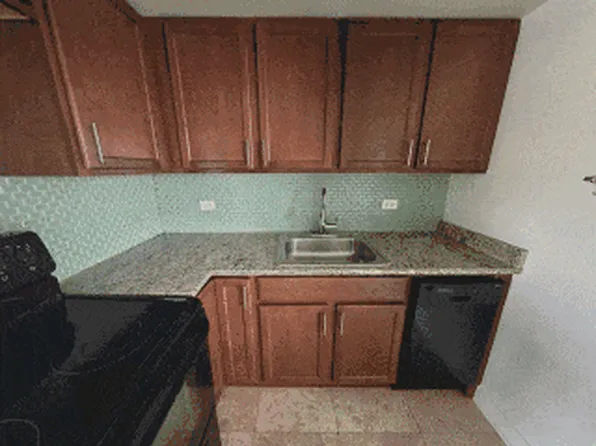 7628 N Milwaukee Ave, Niles, IL