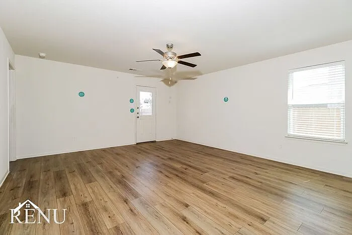329 Sunnymeade Ln — Photo 6