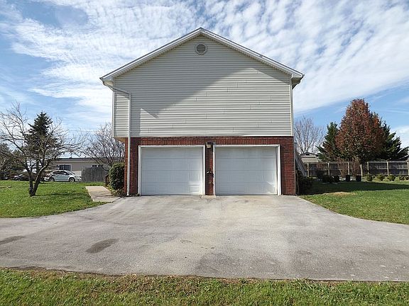 4th image of 7 Cantrell Ct