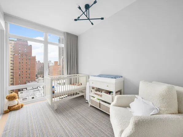 1355 1st Avenue image 8 of 13