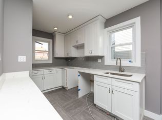 18701 Keeseville Ave, Saint Albans, NY 11412