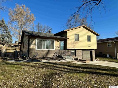 6628 Crown Point Ave, Omaha, NE, 68104