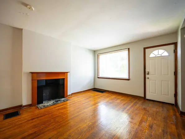 213 E Hudson St, Columbus, OH 43202