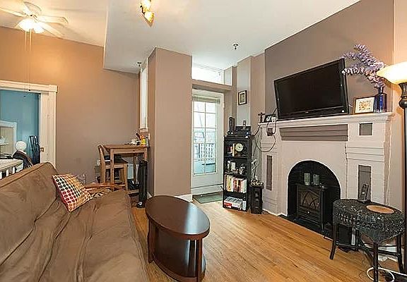 2nd image of 444 Jersey Ave APT 4