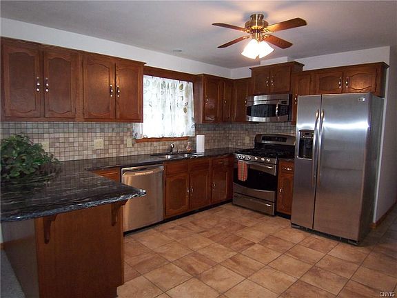 4th image of 801 W Hamilton Ave
