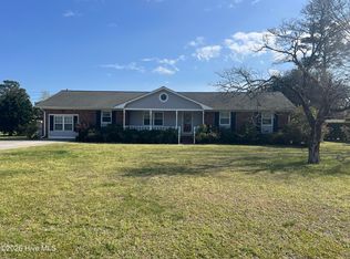 4622 Dean Dr, Wilmington, NC 28405