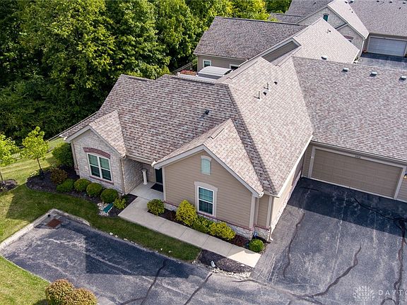 3rd image of 2408 Locust Hill Blvd