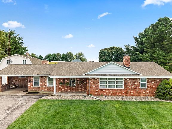 2nd image of 1031 Saint Michaels Rd