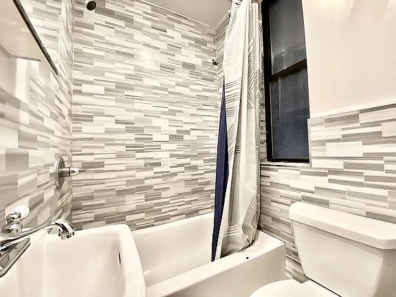 5th image of 216 W 108th St #2V