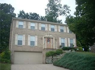 109 Sandstone Ct, Bethel Park, PA 15102